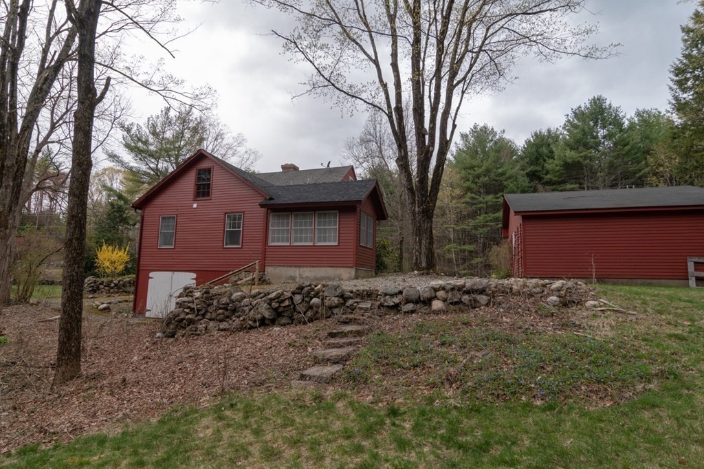 335 Long Plain Road Leverett, MA 01054 - Photo 4 of 41