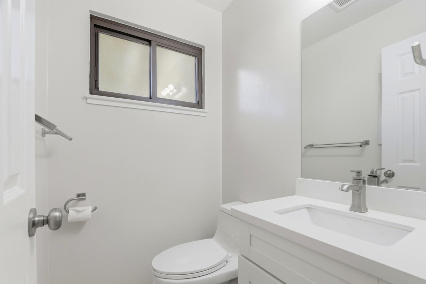 94 Roxbury Street Santa Clara, CA 95050 - Photo 22 of 26 Gallery Image 22