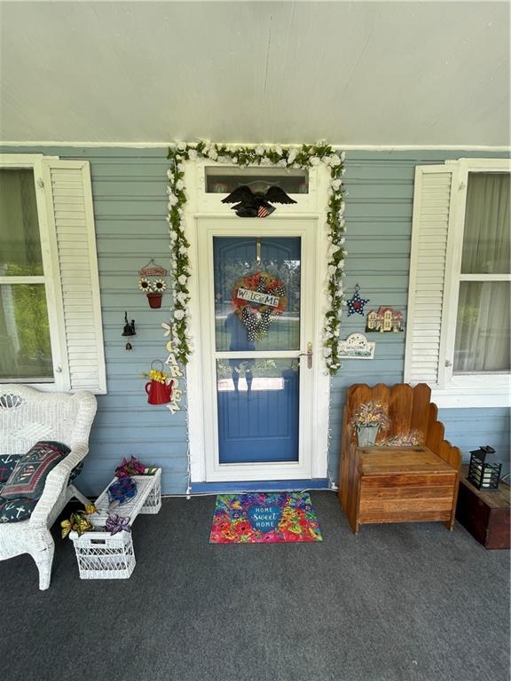 355 Old Plank Road Butler, PA 16002 - Photo 6 of 36 a living room with furniture and a window