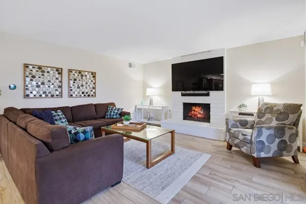 $1,599,900 | 1820 Hacienda Drive, El Cajon, CA 92020