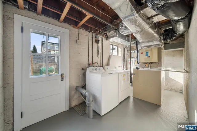 $2,700 | 372 Lawton Avenue, Unit A, Cliffside Park, NJ 07010