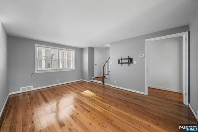 $2,700 | 372 Lawton Avenue, Unit A, Cliffside Park, NJ 07010