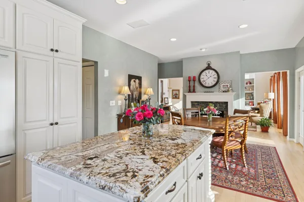 $1,400,000 | 4700 McDonald Dr Place North, Stillwater, MN 55082