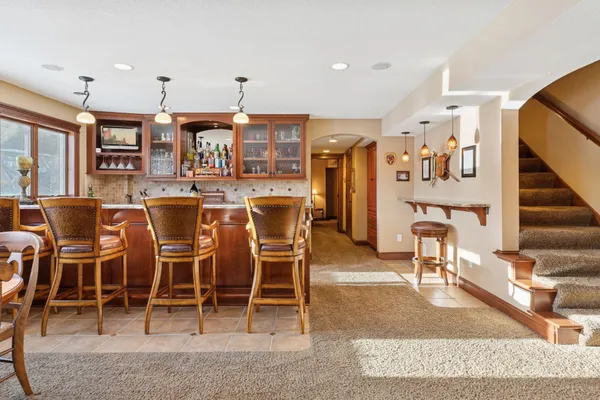 $1,400,000 | 4700 McDonald Dr Place North, Stillwater, MN 55082
