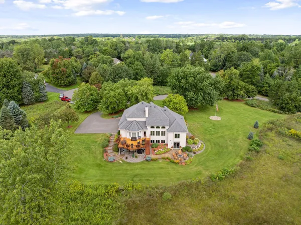 $1,400,000 | 4700 McDonald Dr Place North, Stillwater, MN 55082