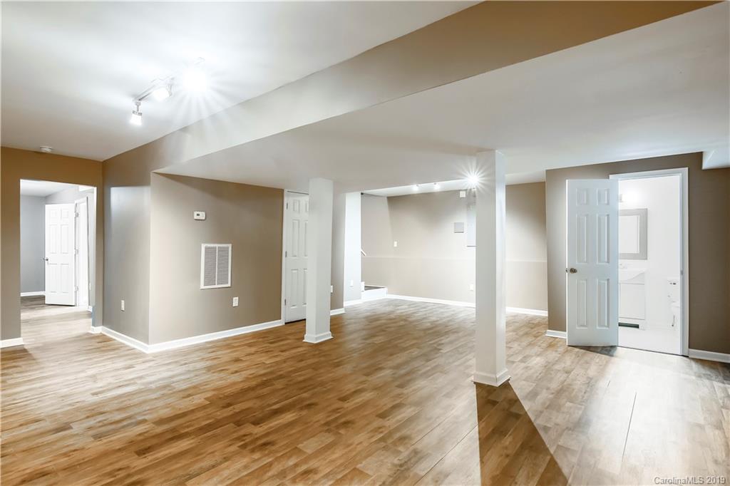 323 Turner Road Gastonia, NC 28056 - Photo 32 of 39 Gallery Image 32