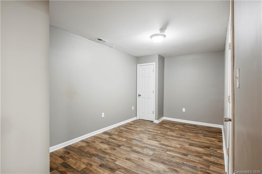 323 Turner Road Gastonia, NC 28056 - Photo 33 of 39 Gallery Image 33