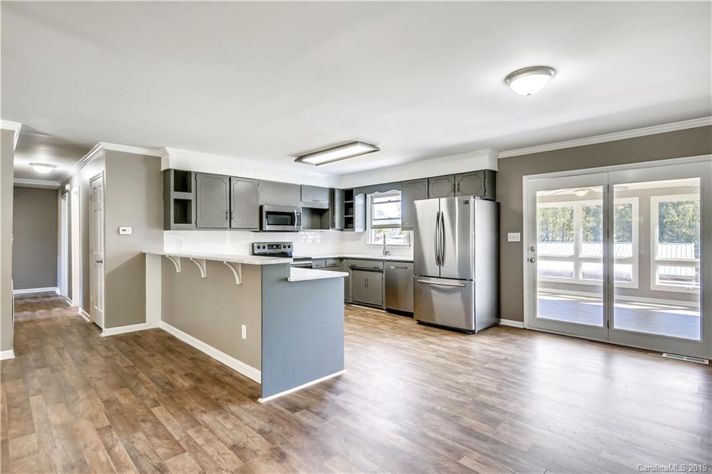 323 Turner Road Gastonia, NC 28056 - Photo 9 of 39 Gallery Image 9