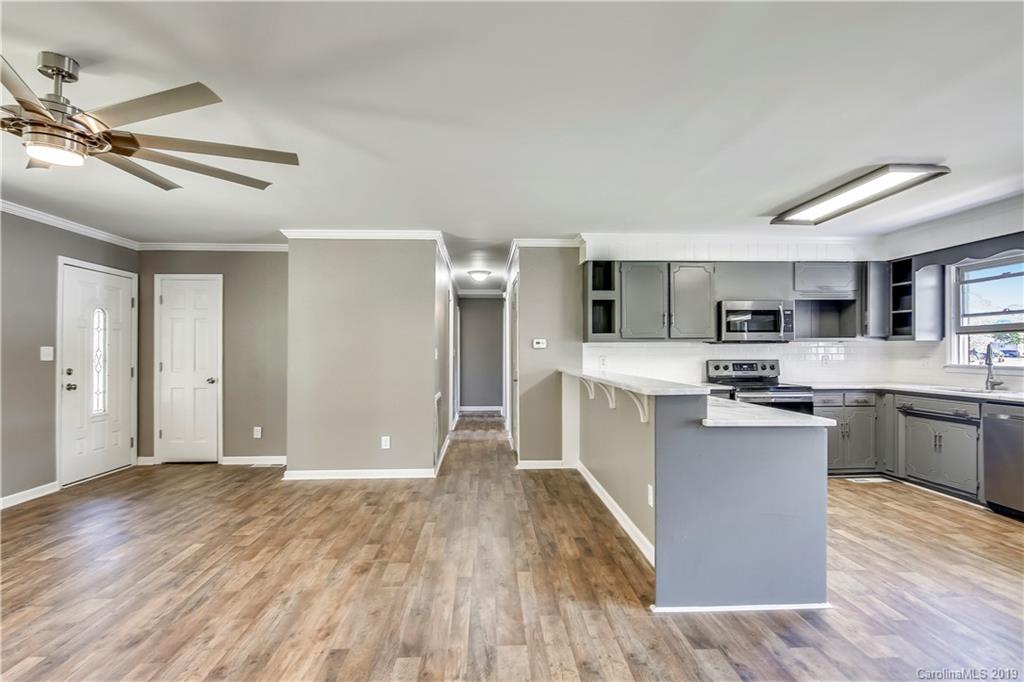 323 Turner Road Gastonia, NC 28056 - Photo 10 of 39 Gallery Image 10