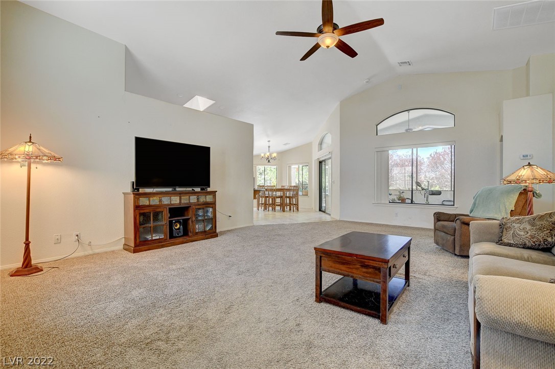 950 West Calvada Boulevard Pahrump, NV 89048 - Photo 6 of 33