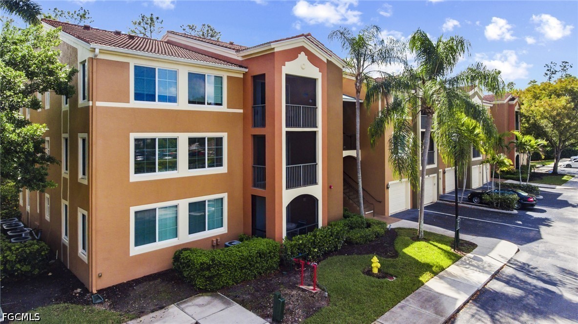 1105 Reserve Court, Unit 201 Naples, FL 34105 - Photo 18 of 30