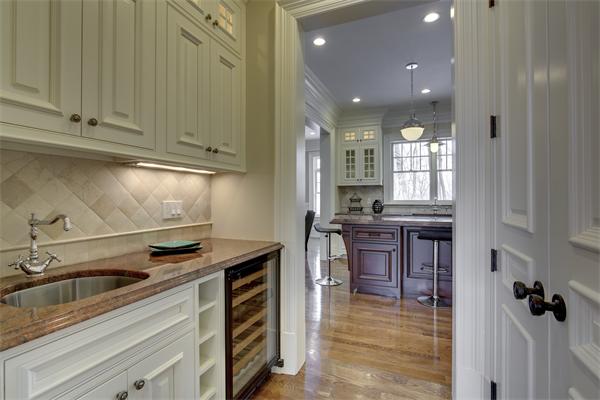 11 Olmsted Road Brookline, MA 02445 - Photo 11 of 30 Gallery Image 11