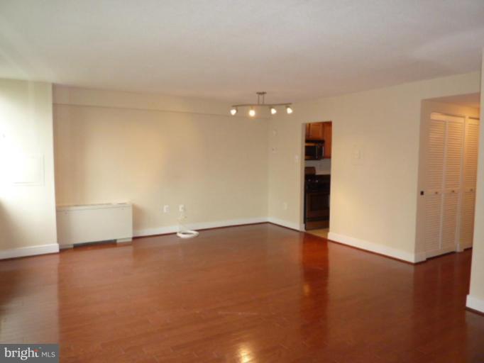 1220 Blair Mill Road, Unit 116 Silver Spring, MD 20910 - Photo 10 of 30 Dining Area