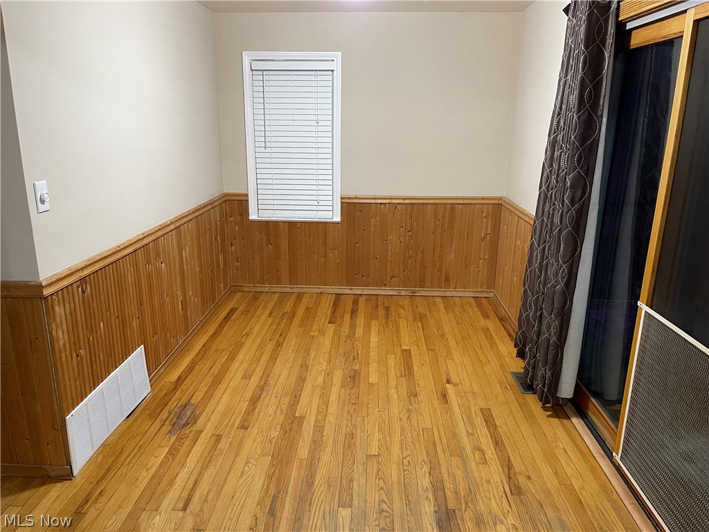 5973 Edgewood Road Cleveland, OH 44124 - Photo 8 of 26