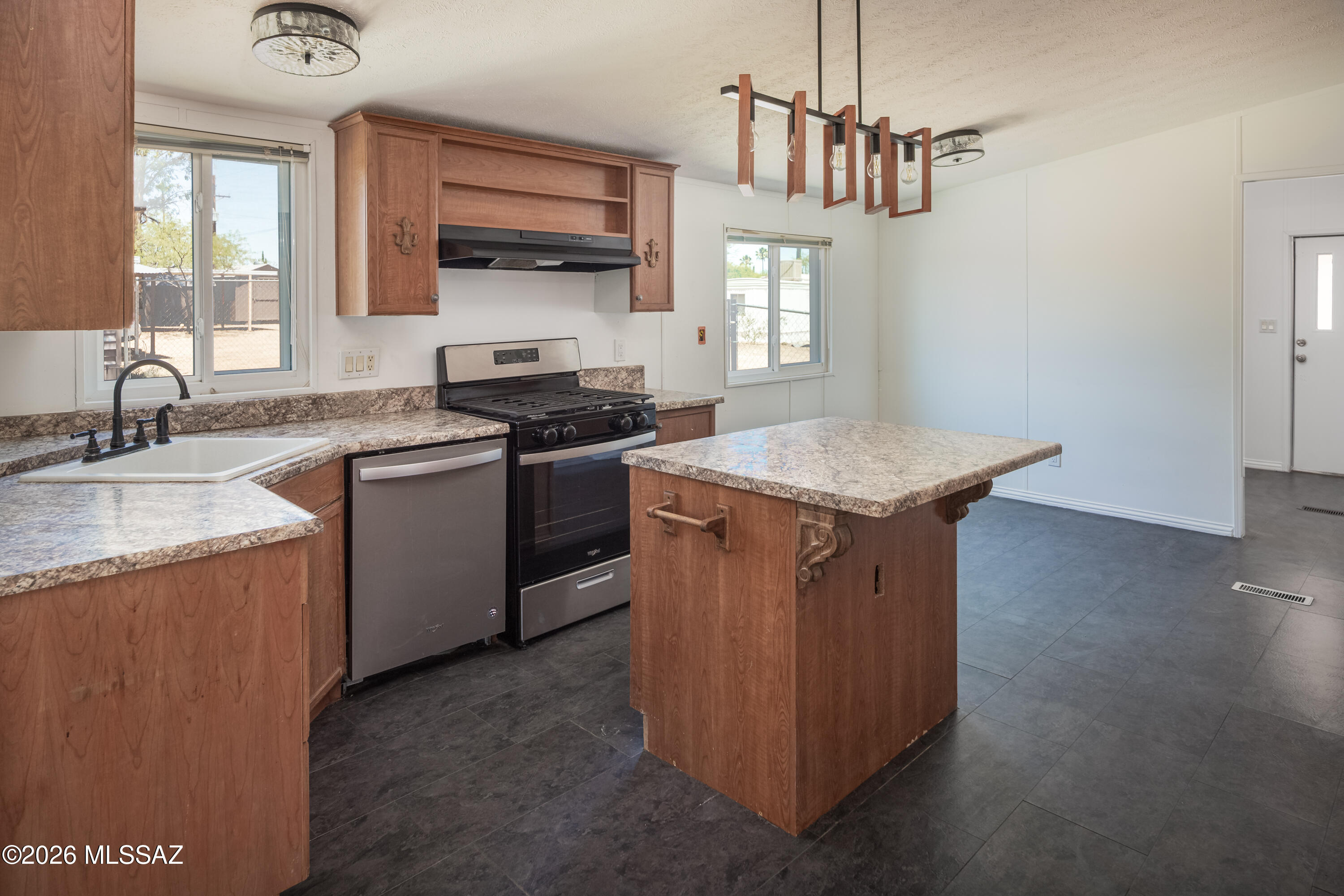 15535 North Oracle Road Tucson, AZ 85739 - Photo 8 of 29