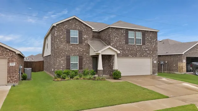 $2,550 | 4601 Greenham Ln., Fort Worth, TX 76036