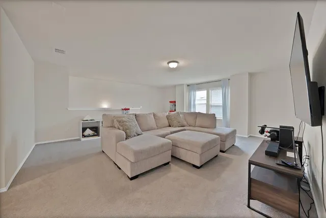 $2,550 | 4601 Greenham Ln., Fort Worth, TX 76036