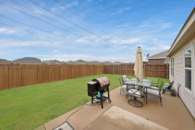 $2,550 | 4601 Greenham Ln., Fort Worth, TX 76036