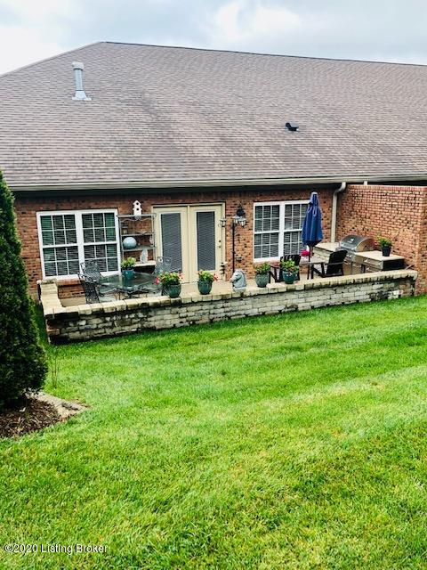 10601 Riva Road Louisville, KY 40223 - Photo 51 of 56 back patio