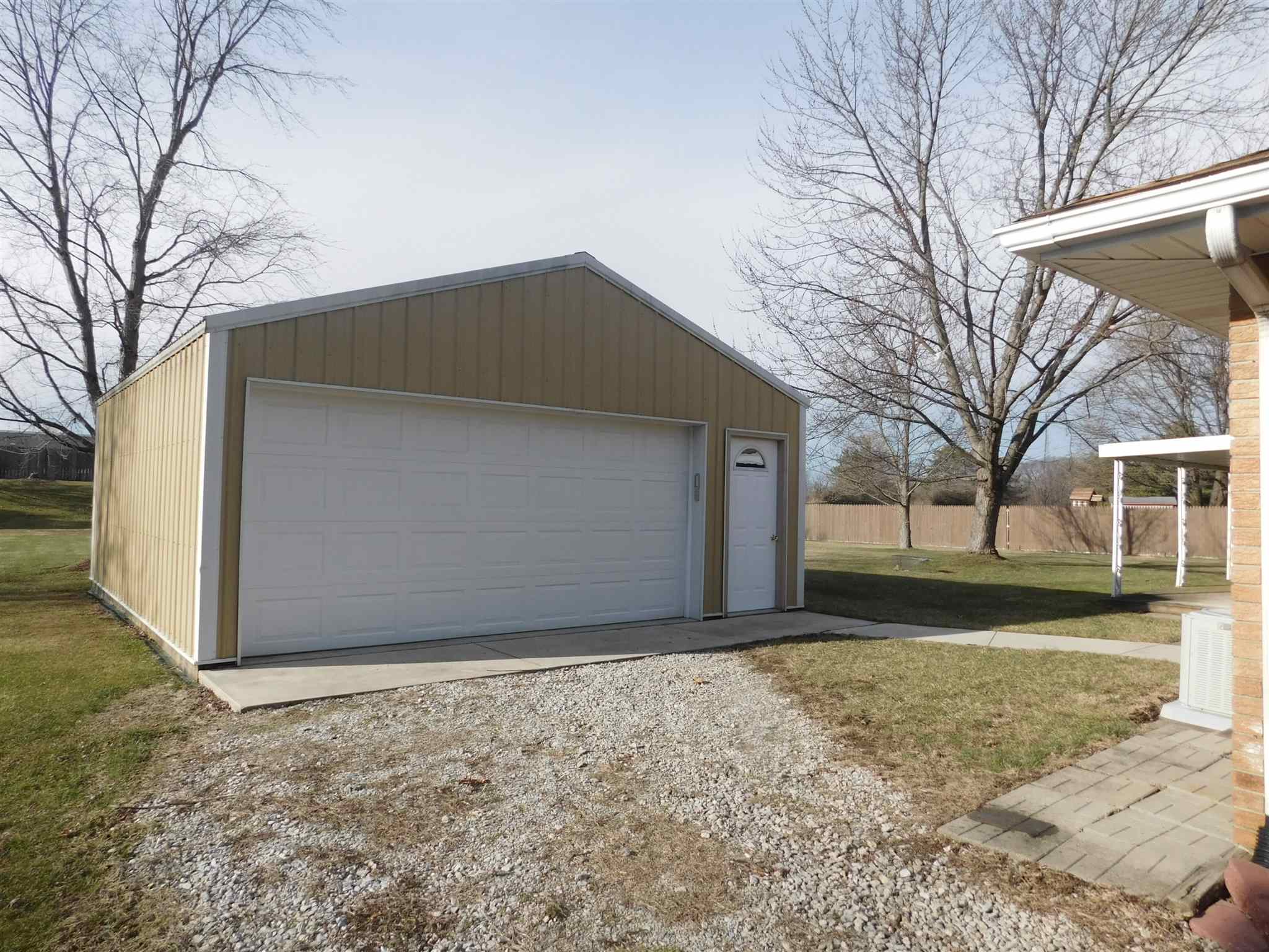 3509 North Burgess Road Muncie, IN 47304 - Photo 13 of 29 Gallery Image 13