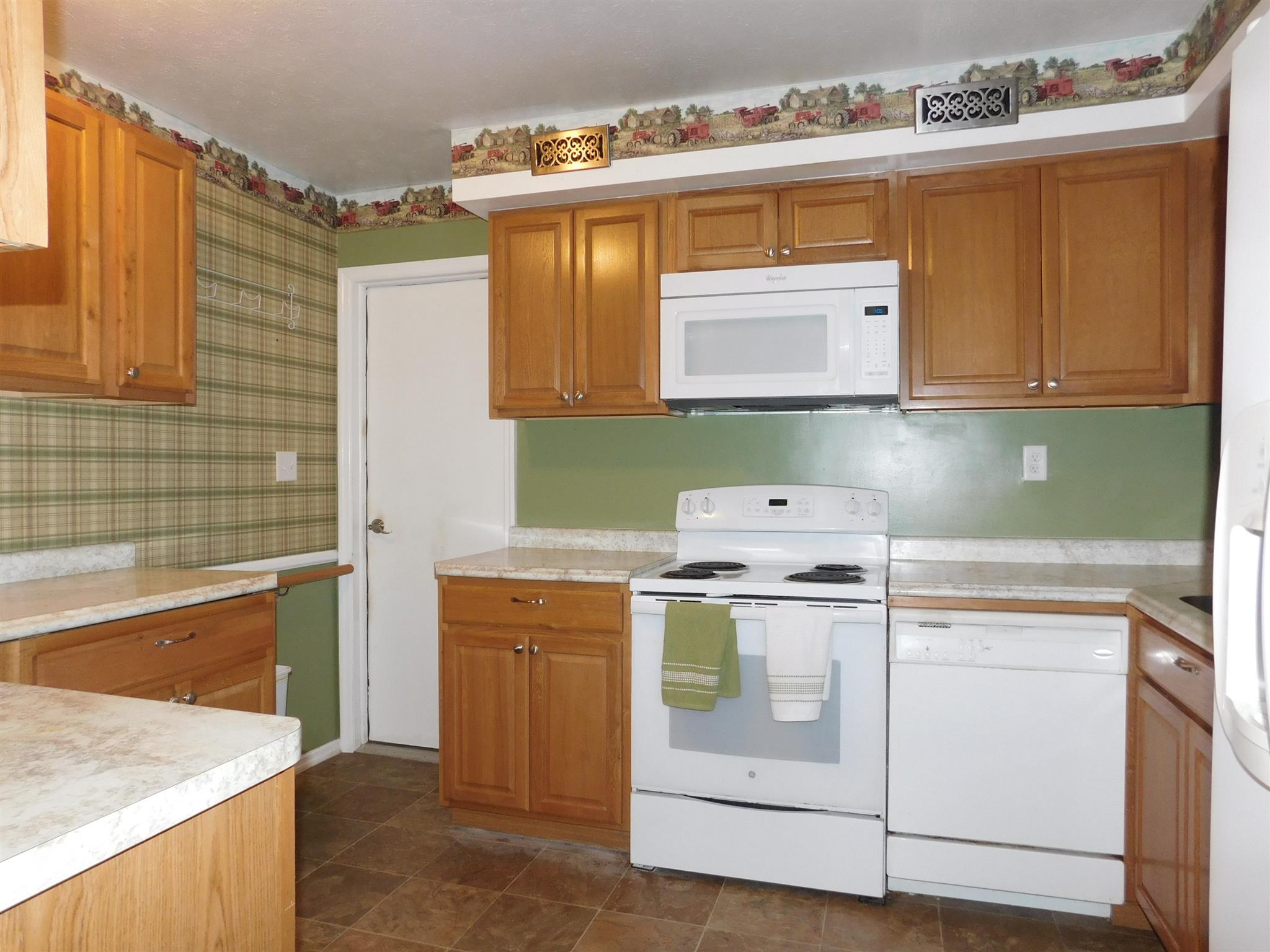 3509 North Burgess Road Muncie, IN 47304 - Photo 6 of 29 Gallery Image 6