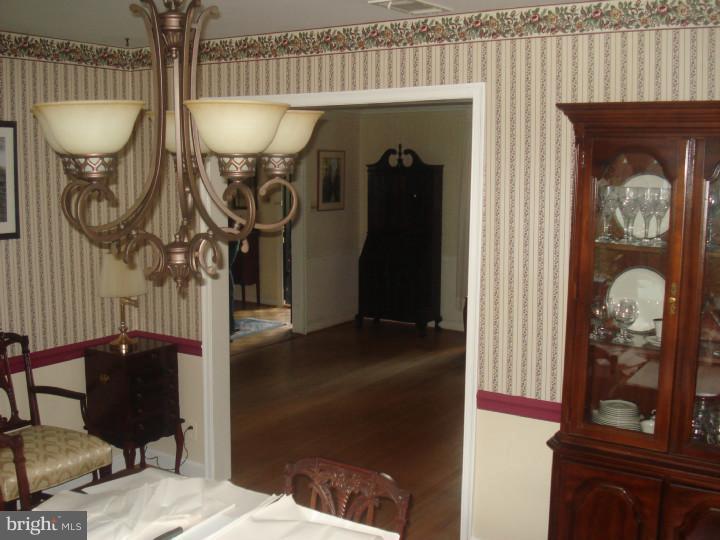 352 Rices Mill Road Wyncote, PA 19095 - Photo 9 of 25 Dining Room