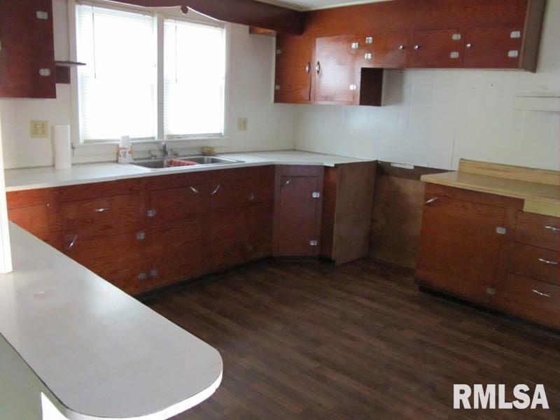 301 East Mine B Road Herrin, IL 62948 - Photo 5 of 18 Gallery Image 5