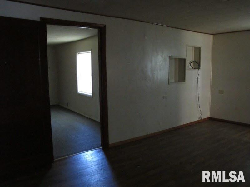 301 East Mine B Road Herrin, IL 62948 - Photo 7 of 18 Gallery Image 7