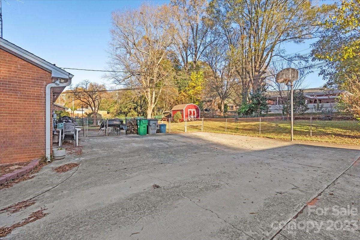 5000 Cheviot Road Charlotte, NC 28269 - Photo 22 of 29 Gallery Image 22