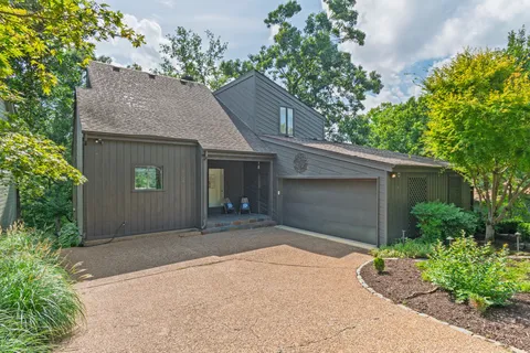 $849,900 | 304 Harpeth Ridge Drive, Nashville, TN 37221