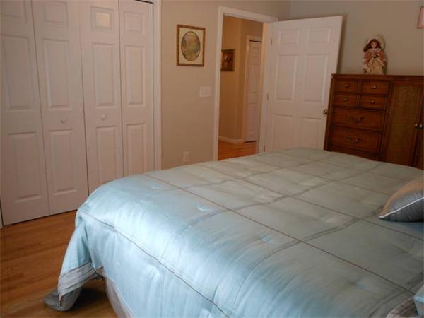 204 Russell Road, Unit D Westfield, MA 01085 - Photo 9 of 12 Gallery Image 9
