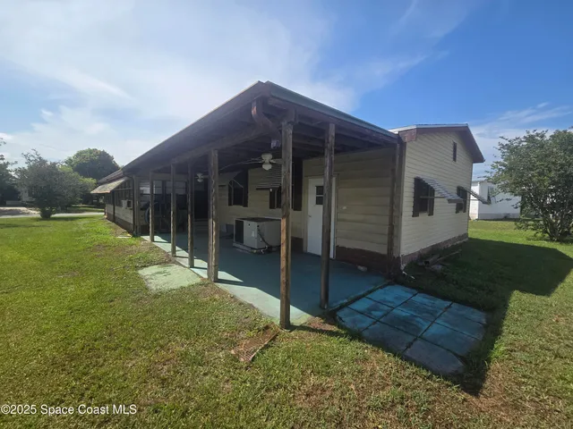 $130,000 | 623 Marlin Circle, Barefoot Bay, FL 32976