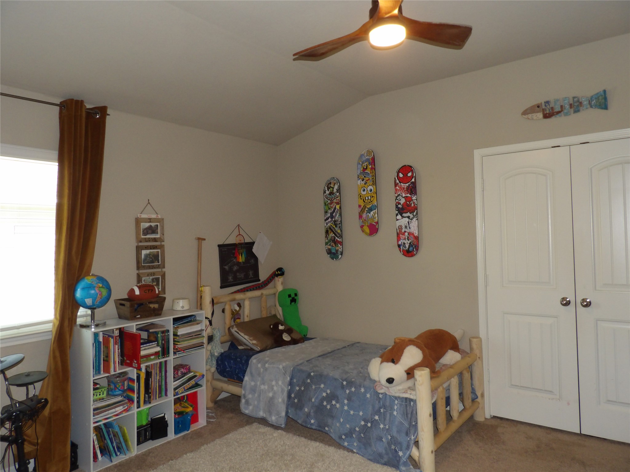 930 Pumpkin Ridge New Braunfels, TX 78130 - Photo 14 of 32 Bedroom