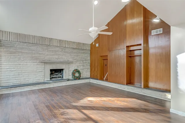 $399,000 | 2107 Shadowbriar Drive, Houston, TX 77077