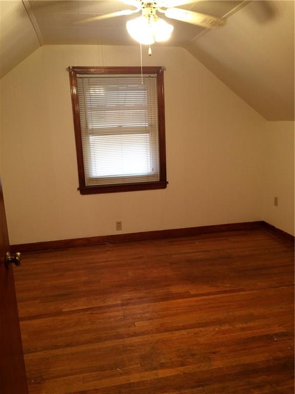 606 Ridgemont Drive Pittsburgh, PA 15220 - Photo 15 of 18 3rd Bedroom ON 2nd Floor