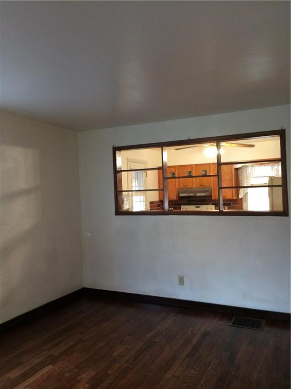 606 Ridgemont Drive Pittsburgh, PA 15220 - Photo 5 of 18 From Living Room