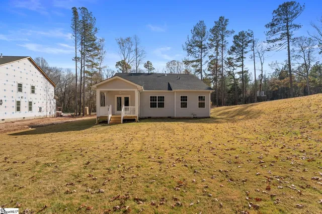 $359,000 | 118 Lakeside Drive, Anderson, SC 29621