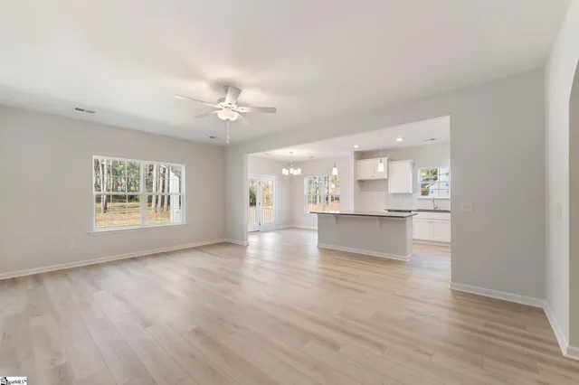 $359,000 | 118 Lakeside Drive, Anderson, SC 29621