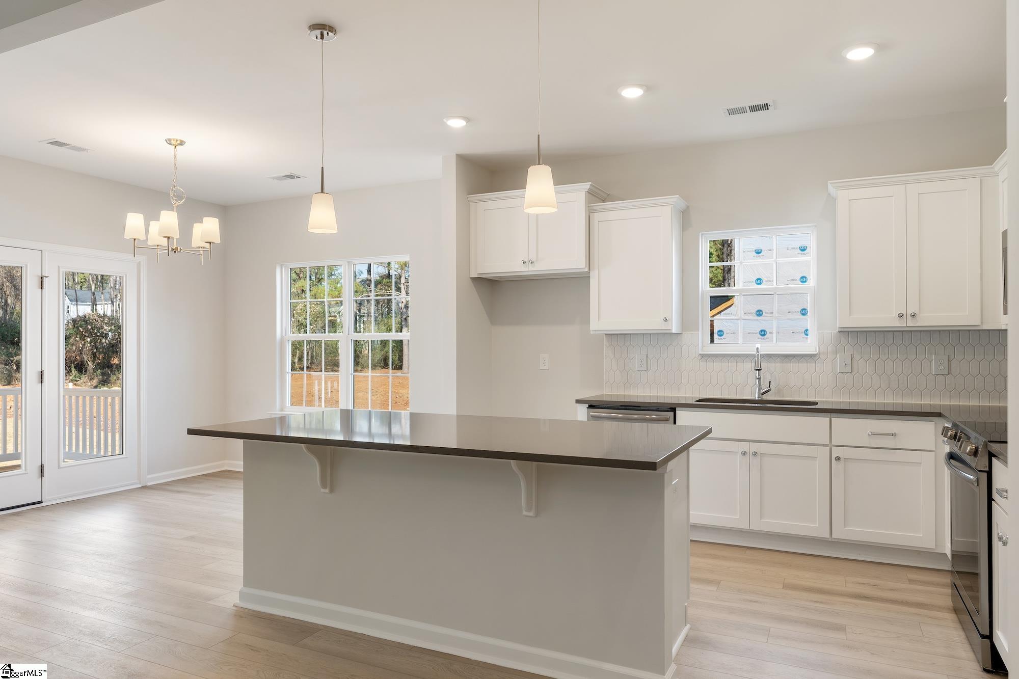 118 Lakeside Drive Anderson, SC 29621 - Photo 6 of 23