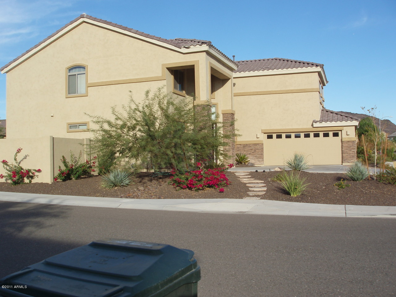 5444 West Red Bird Road Phoenix, AZ 85083 - Photo 4 of 12 Corner Lot