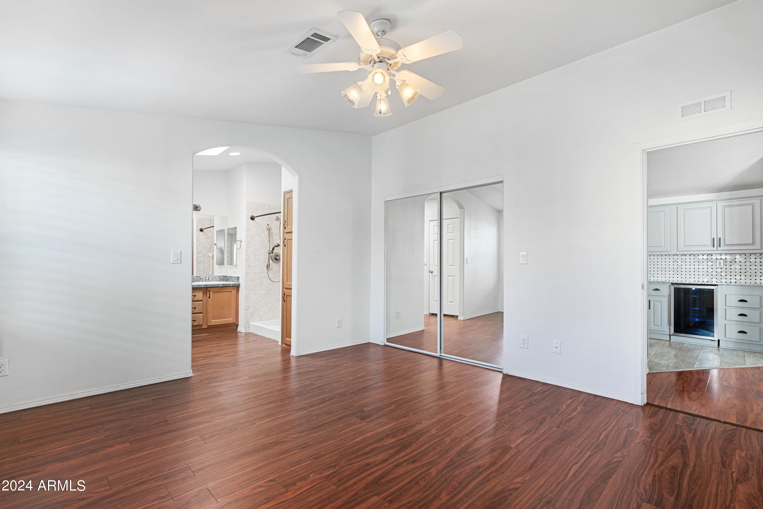 2550 South Ellsworth Road, Unit 664 Mesa, AZ 85209 - Photo 14 of 44 Primary Bedroom