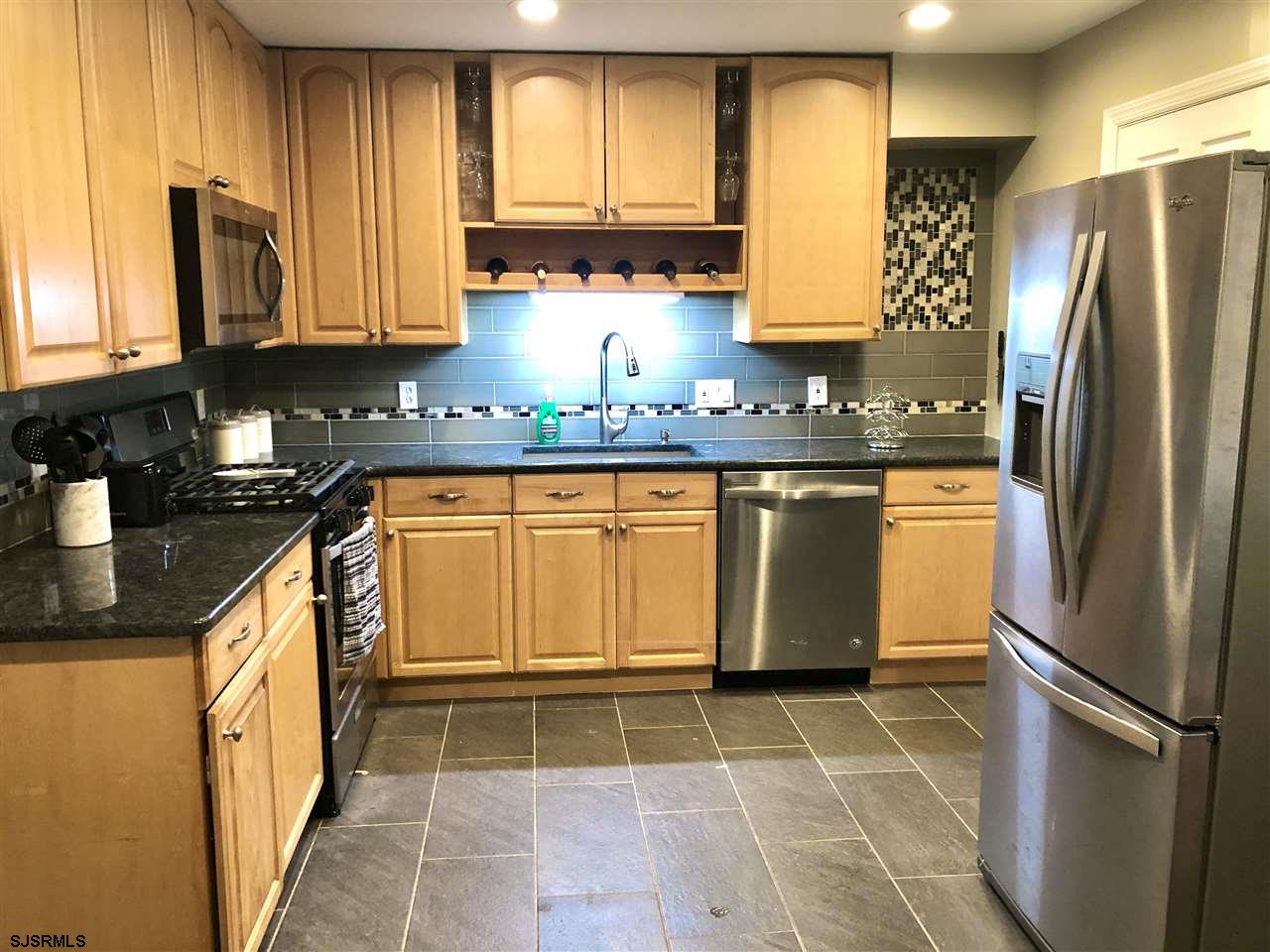 113 Haddon Road Somers Point, NJ 08244 - Photo 5 of 13 Gallery Image 5
