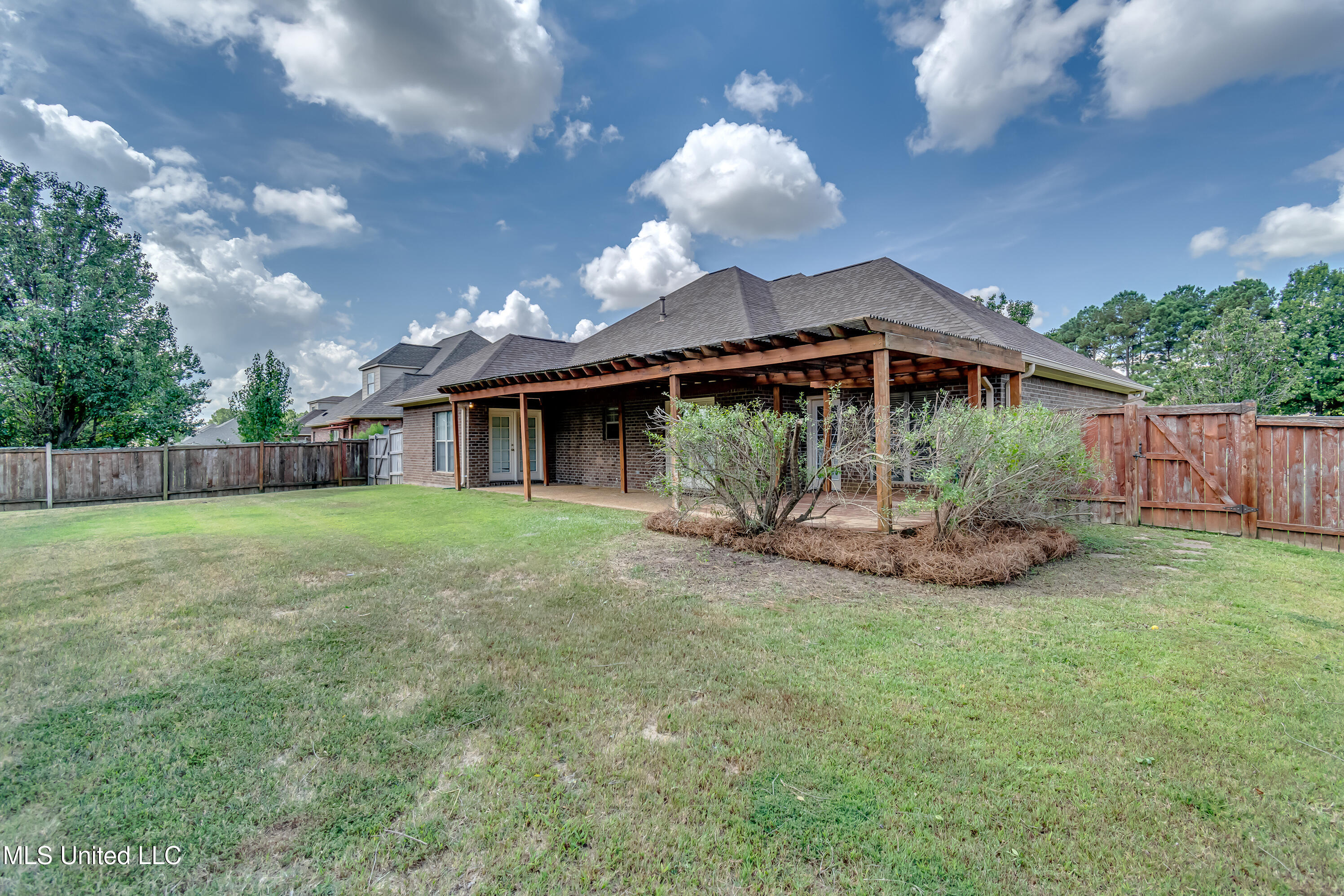 218 Cres Ridge Drive Madison, MS 39110 - Photo 18 of 63 218 Crescent Ridge Dr-17