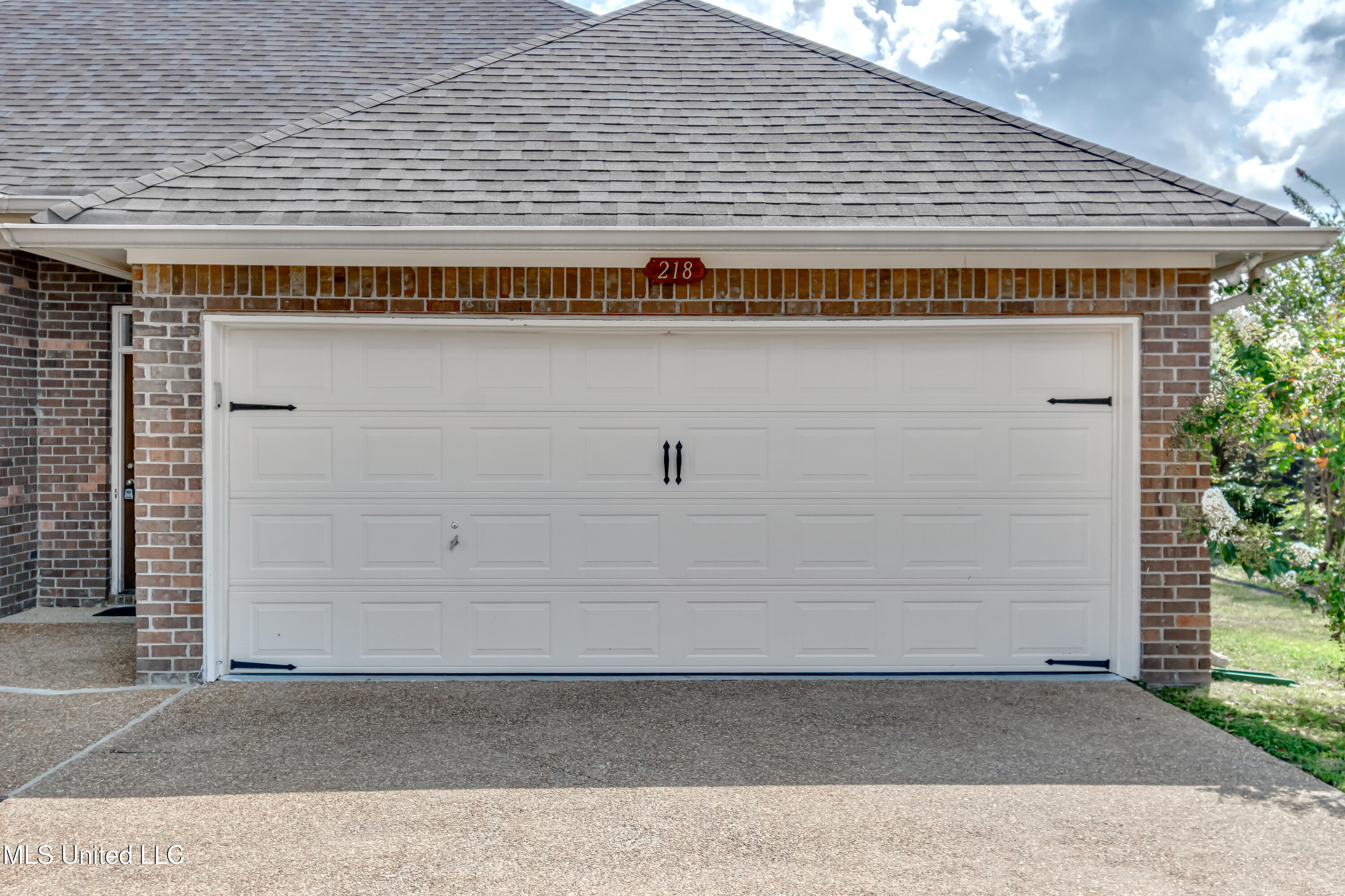 218 Cres Ridge Drive Madison, MS 39110 - Photo 3 of 63 218 Crescent Ridge Dr-2