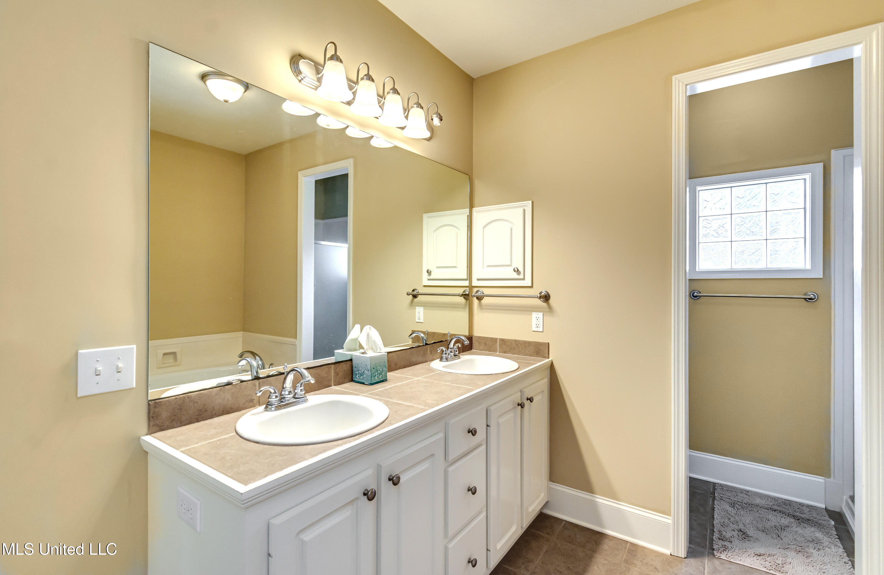 218 Cres Ridge Drive Madison, MS 39110 - Photo 51 of 63 218 Crescent Ridge Dr-50