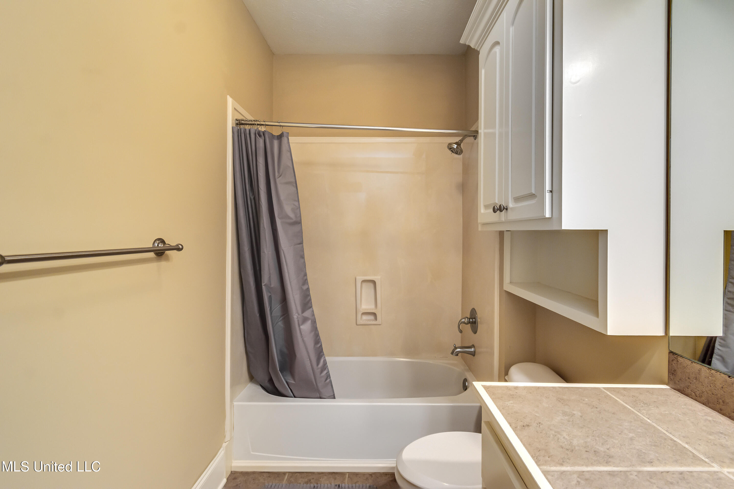 218 Cres Ridge Drive Madison, MS 39110 - Photo 56 of 63 218 Crescent Ridge Dr-55