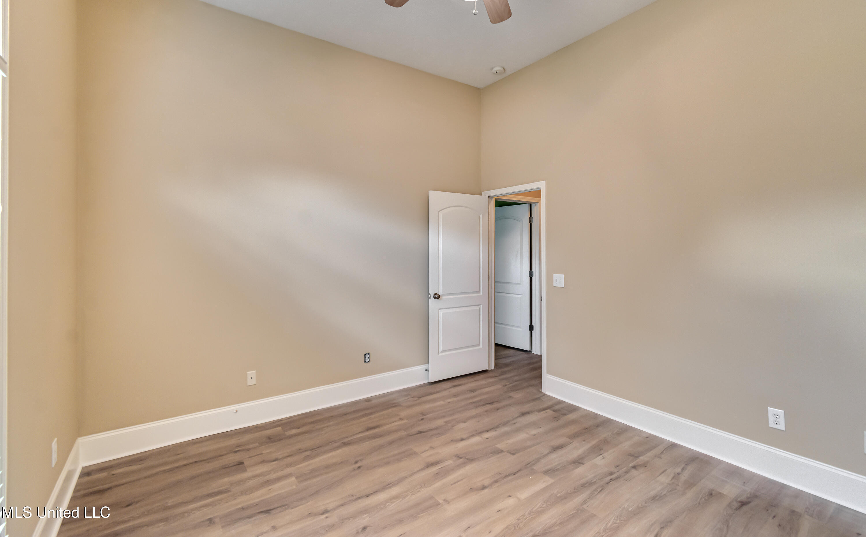 218 Cres Ridge Drive Madison, MS 39110 - Photo 62 of 63 218 Crescent Ridge Dr-61