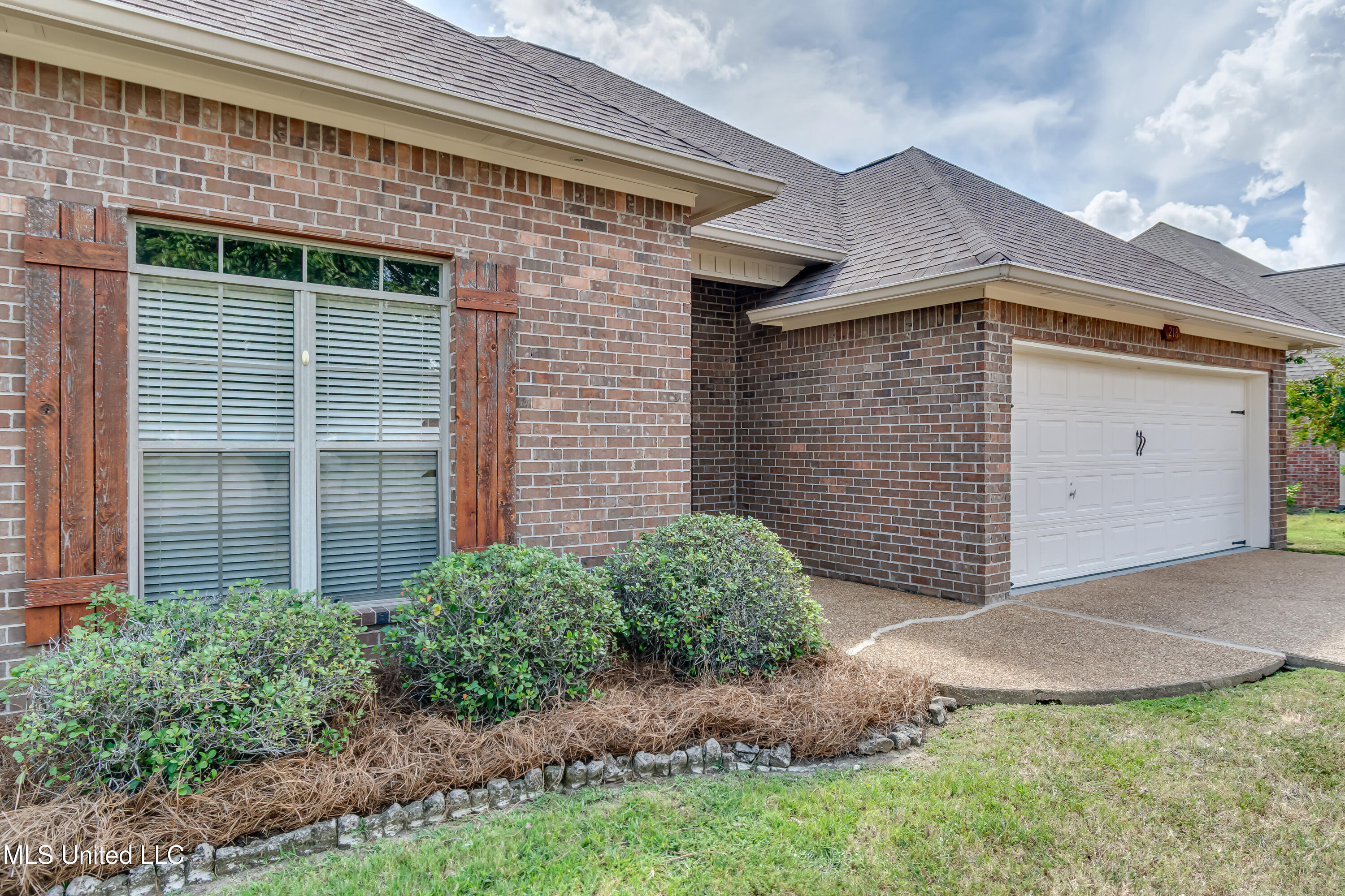 218 Cres Ridge Drive Madison, MS 39110 - Photo 10 of 63 218 Crescent Ridge Dr-9