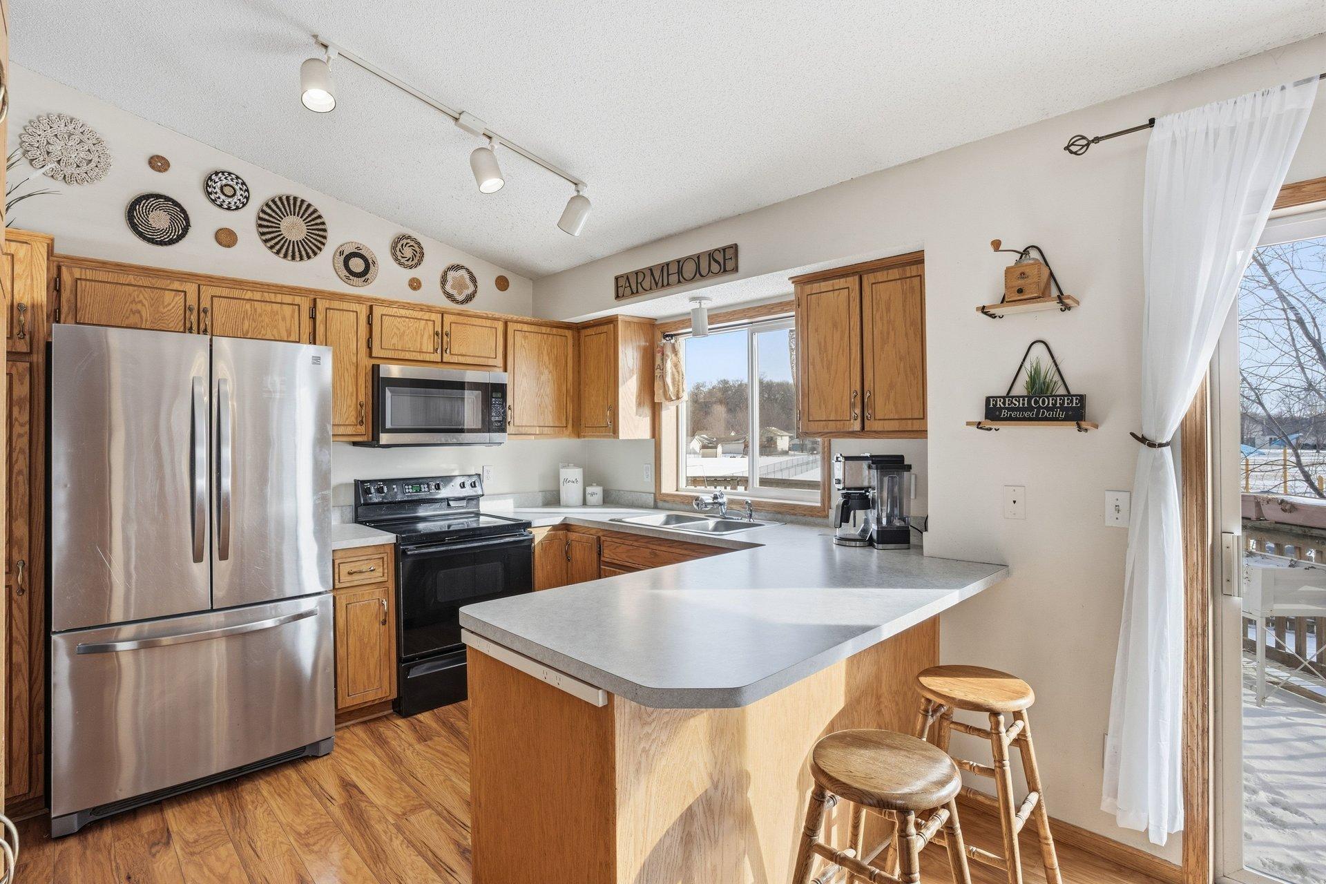 1074 Meadow Street Cologne, MN 55322 - Photo 11 of 37