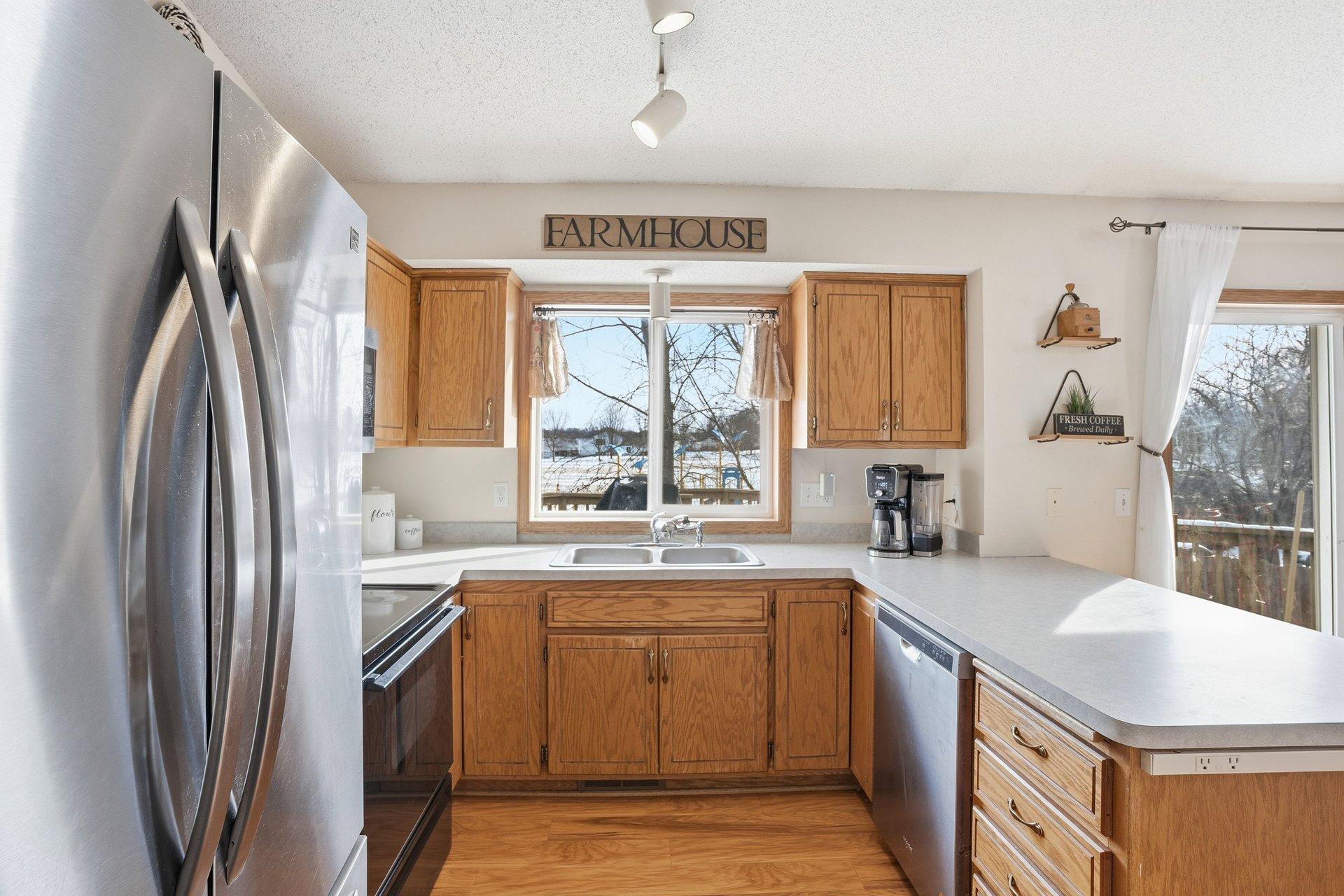 1074 Meadow Street Cologne, MN 55322 - Photo 13 of 37